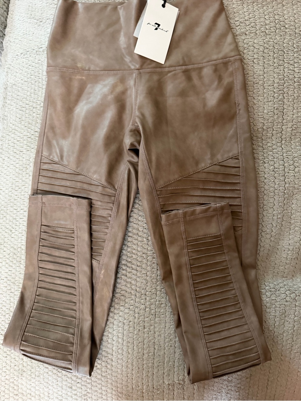 7 for all mankind pants - NWT - XS